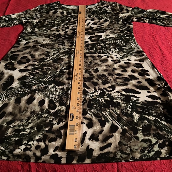 Effortless Style Animal Print Slip-On Dress SZ L - Picture 7 of 10